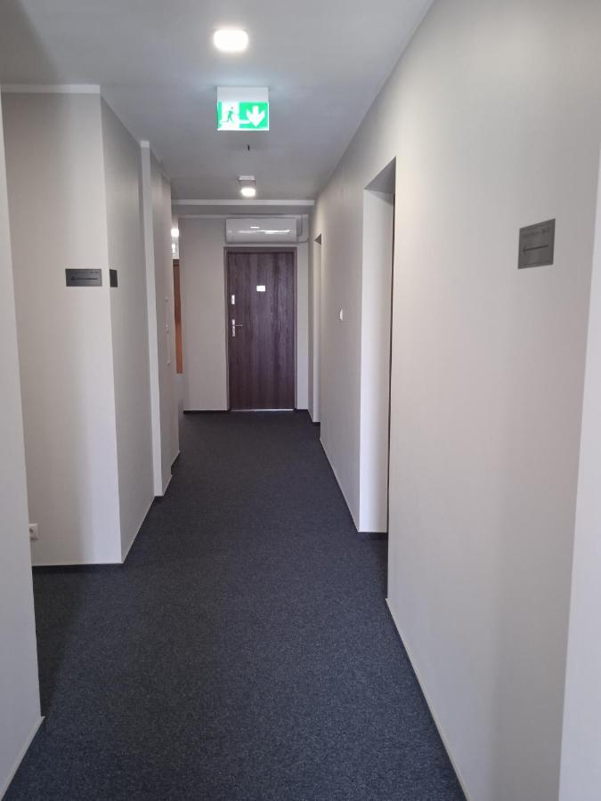 Astral Apart otel Raszyn Dış mekan fotoğraf