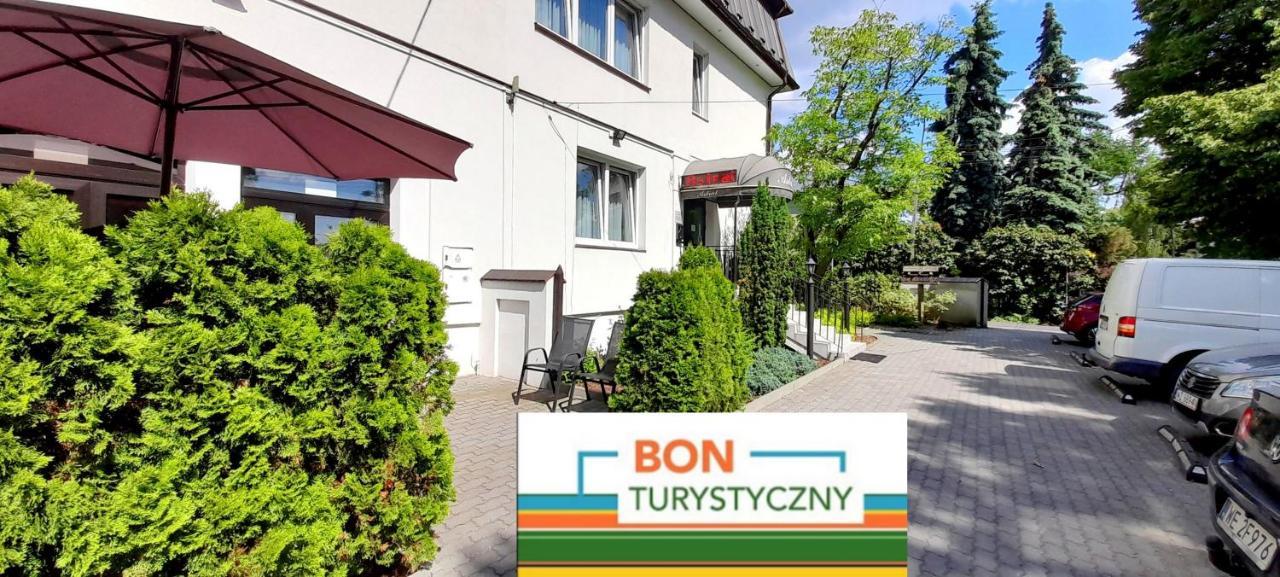 Astral Apart otel Raszyn Dış mekan fotoğraf