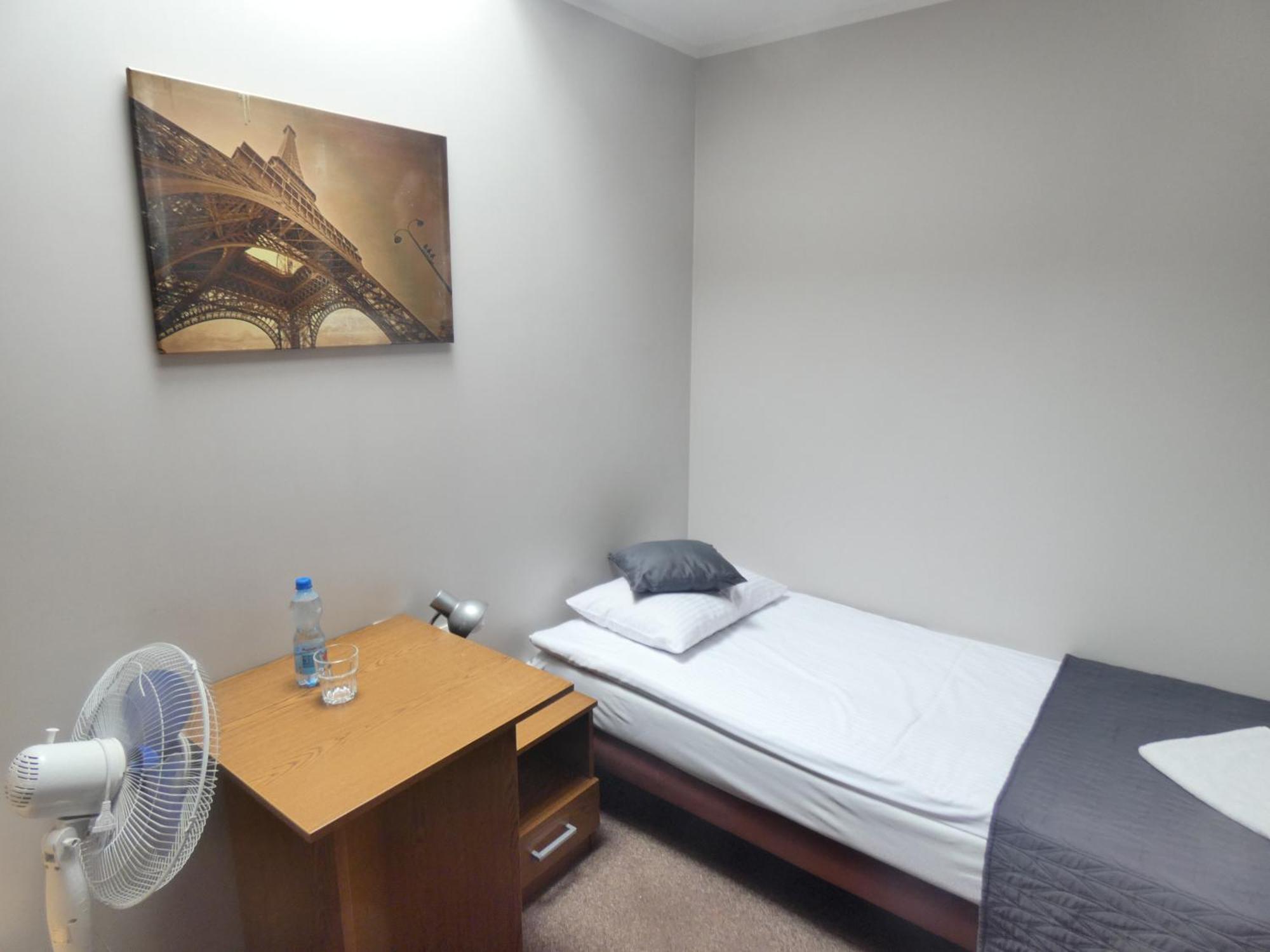 Astral Apart otel Raszyn Dış mekan fotoğraf